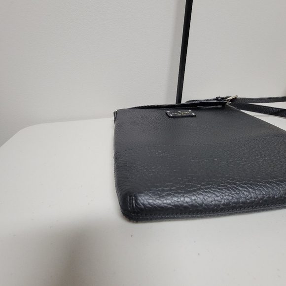 Kate Spade Bay Street Cora Crossbody Bag. - Picture 10 of 16